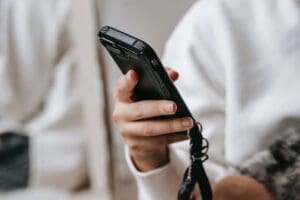How to Use Text Messages in your HOA or Condo Well
