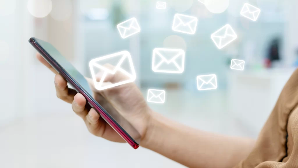 Community Association Newsletters in the digital era