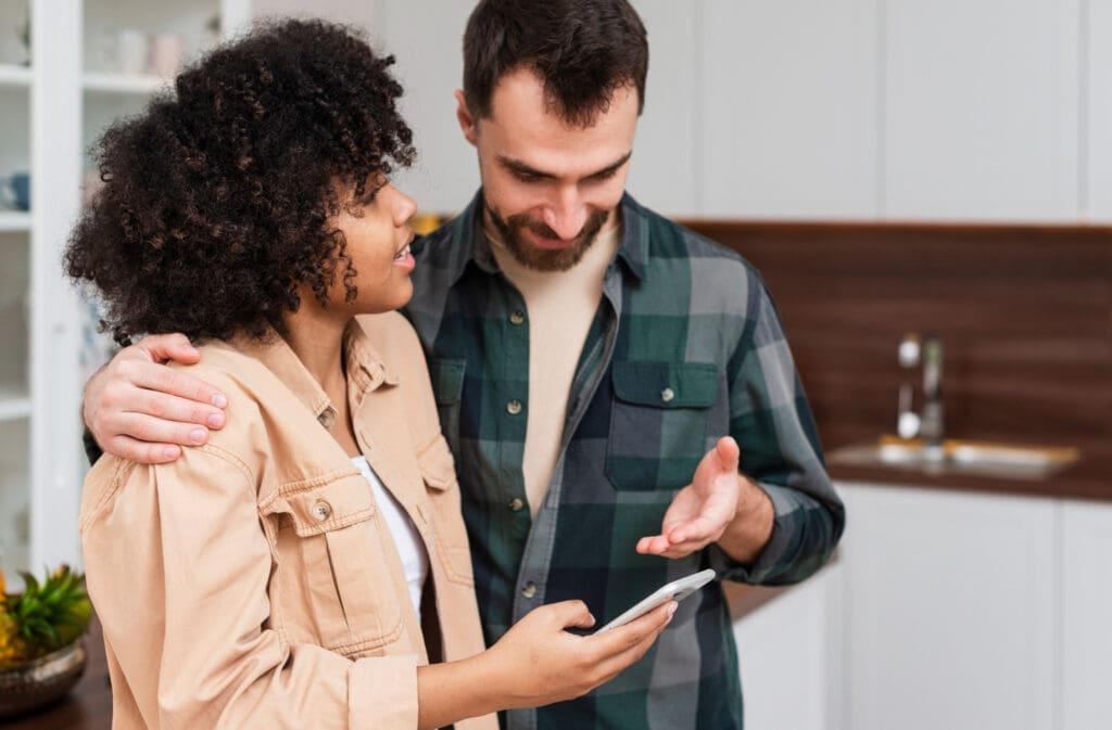 Hoa and Communication